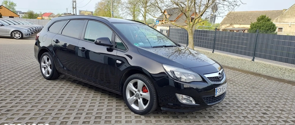 Opel Astra cena 17950 przebieg: 259000, rok produkcji 2011 z Zagórów małe 596